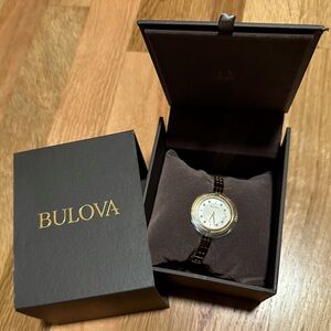 Ladies Diamond Quartz Bracelet Watch